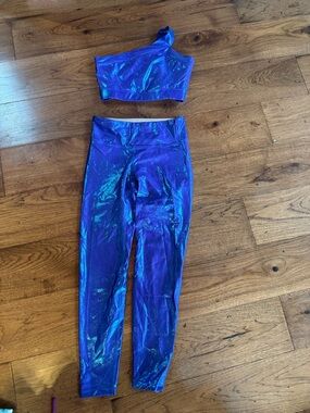 Heroine Sport Iridescent Purple One-Shoulder Active Set